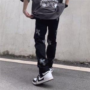 [ORDER] Quần bò jeans ống rộng thêu hoạ tiết thánh giá CH màu đen hiphop siêu chất ❤️